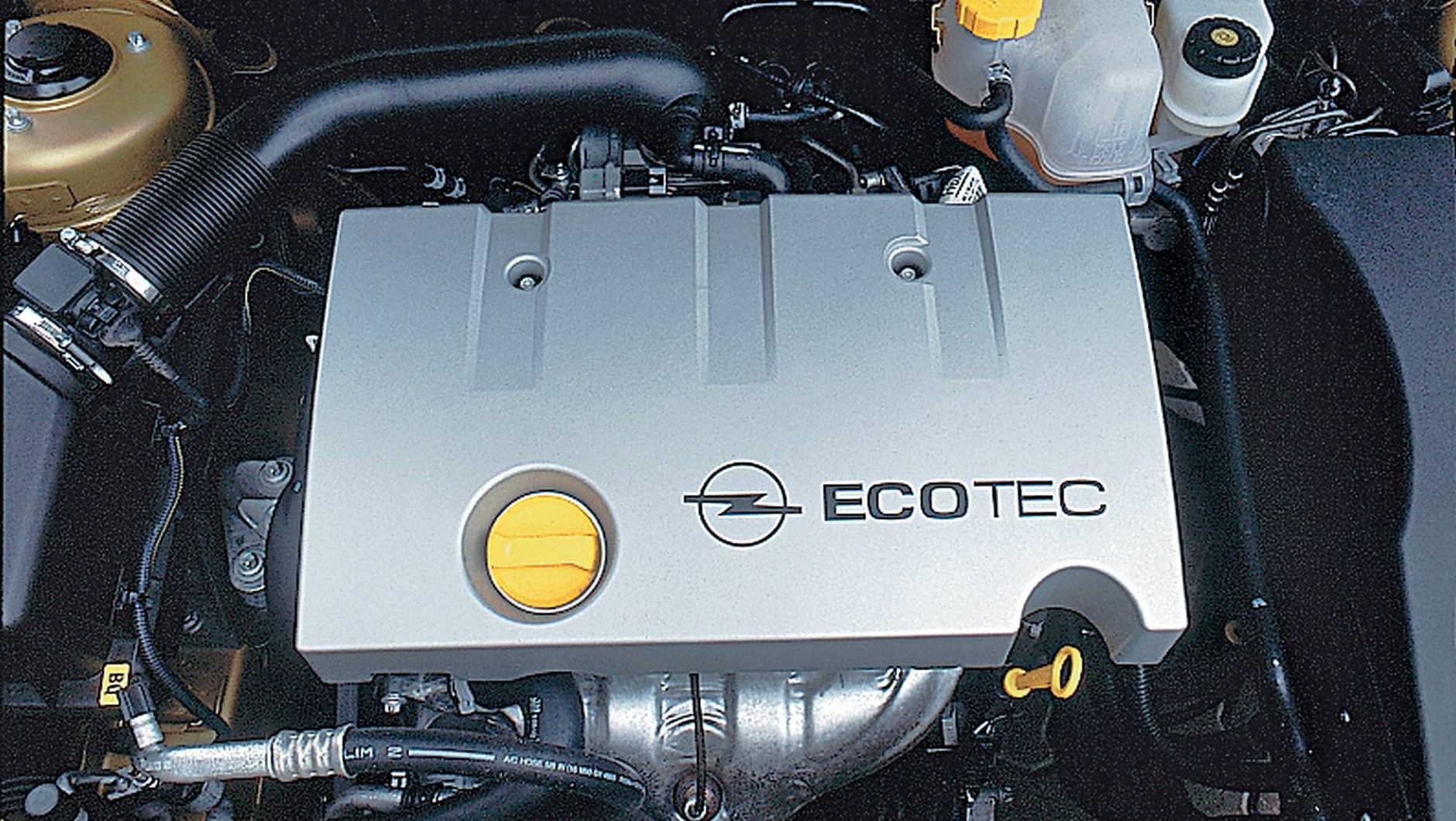 2005 jesień Opel wprowadził kolejne modyfikacje techniczne (m.in. zmienne fazy rozrządu). Moc wzrosła do 140 KM.