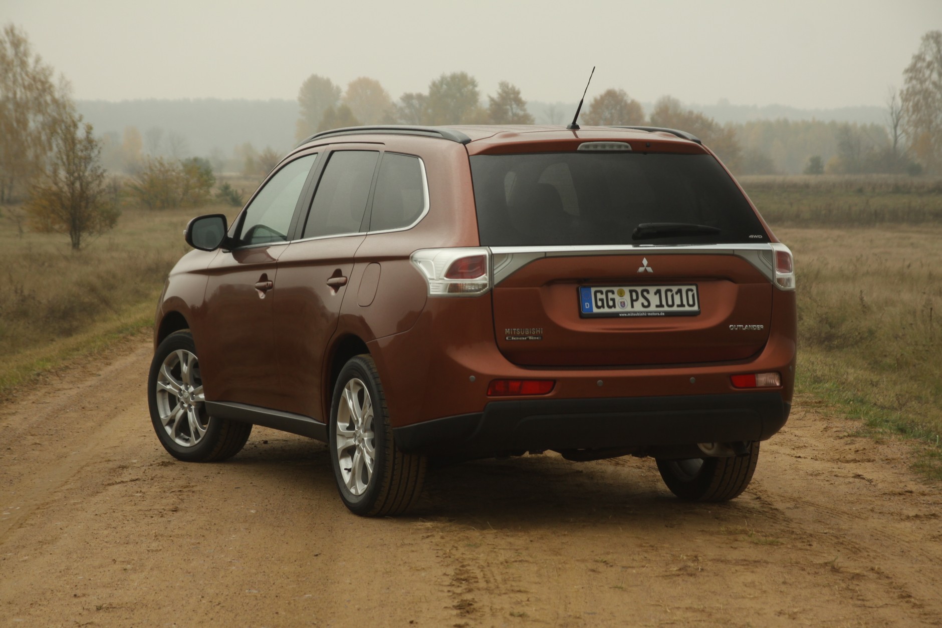 Mitsubishi Outlander (polska premiera)