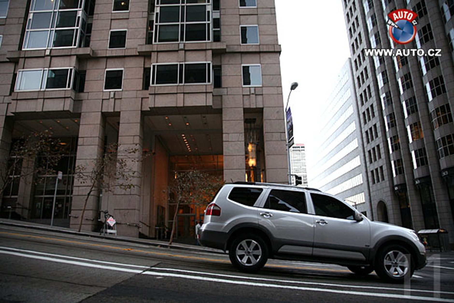 Kia Mohave/Borrego: koreańskie specyfikacje dużego SUV-a (+ wideo)