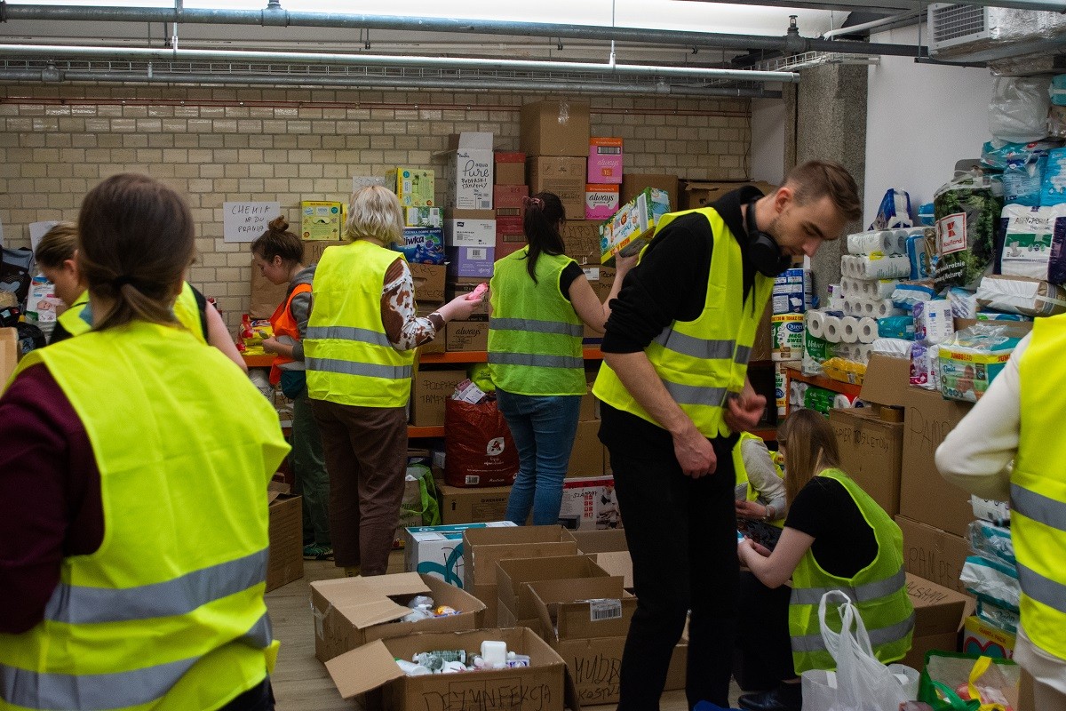 Punkt zbiórki darów dla uchodźców we Wrocławiu