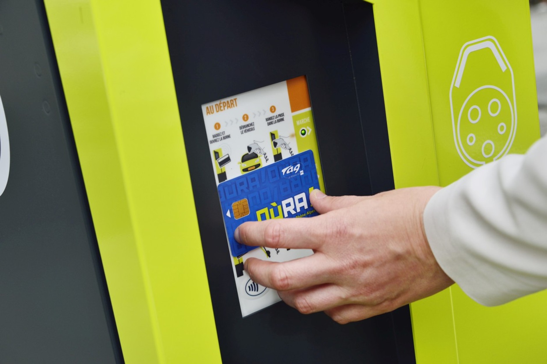 Car-sharing Toyoty w Grenoble - sposób na korki