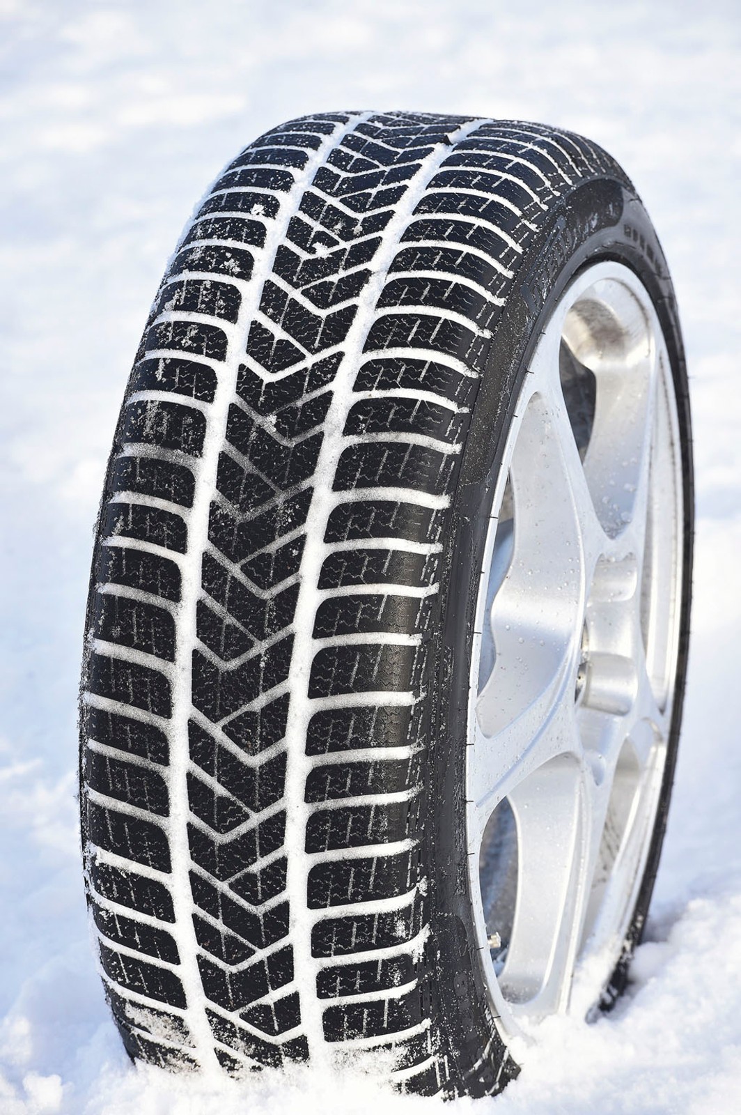 PirelliWinter
Sottozero 4 95 Vok. 2770 zł/komplet