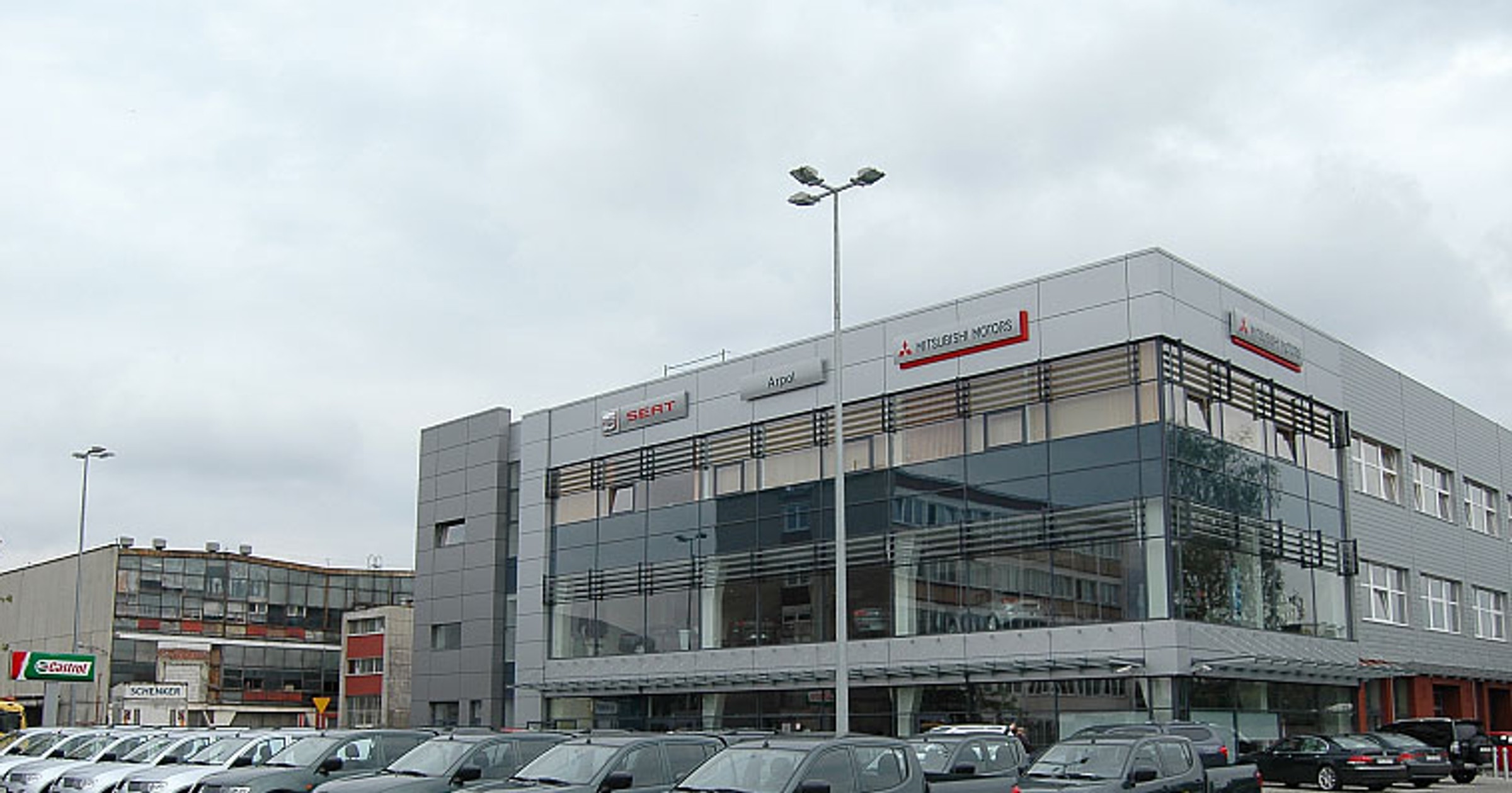 Mitsubishi L200 rusza na budowę autostrady A1