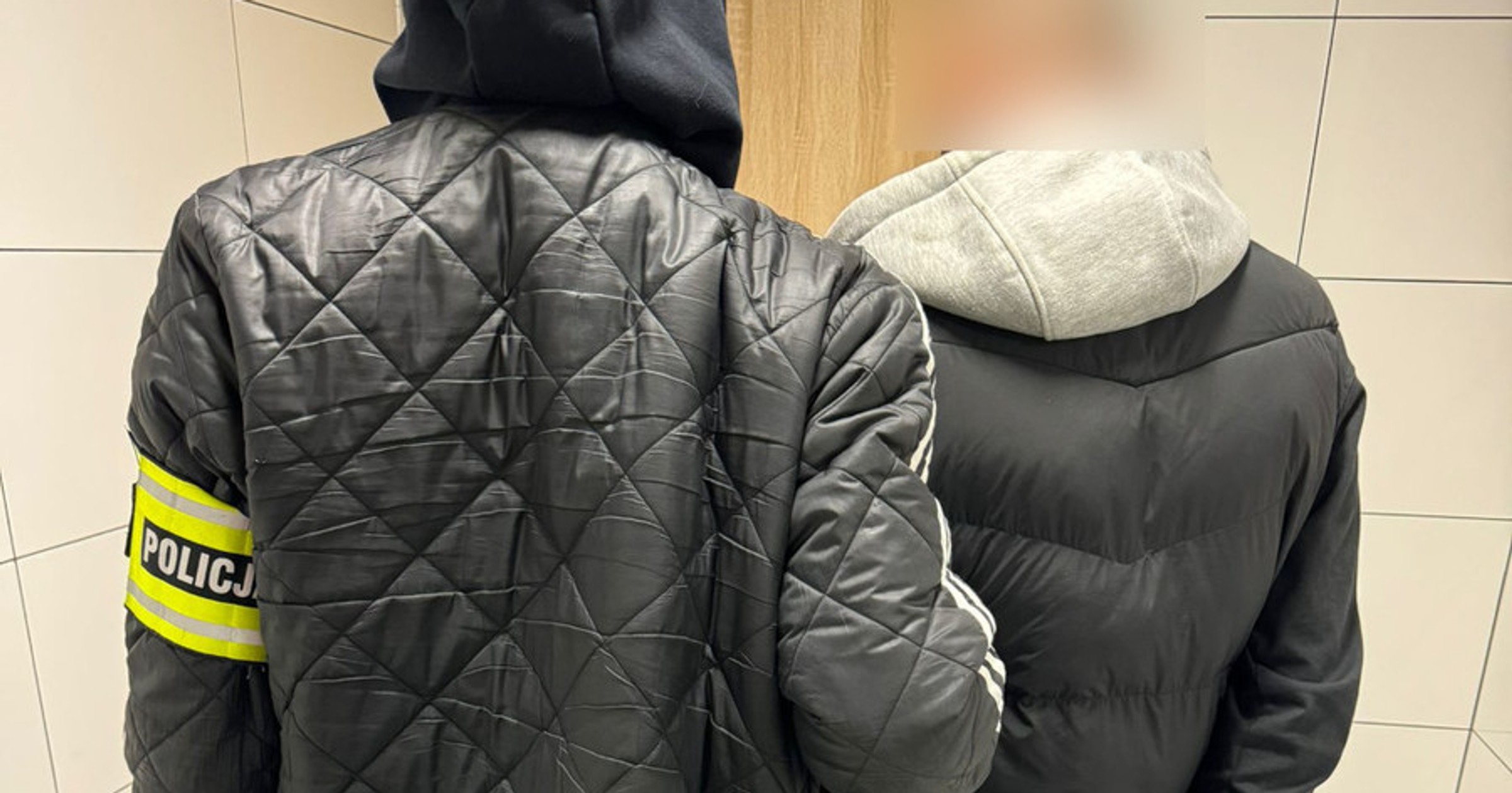 Obraz pochodzący z serwisu https://mokotow.policja.gov.pl/r2/aktualnosci/130098,Metaamfetamina-w-tabletkach-sercach-nie-trafi-na-czarny-rynek.html