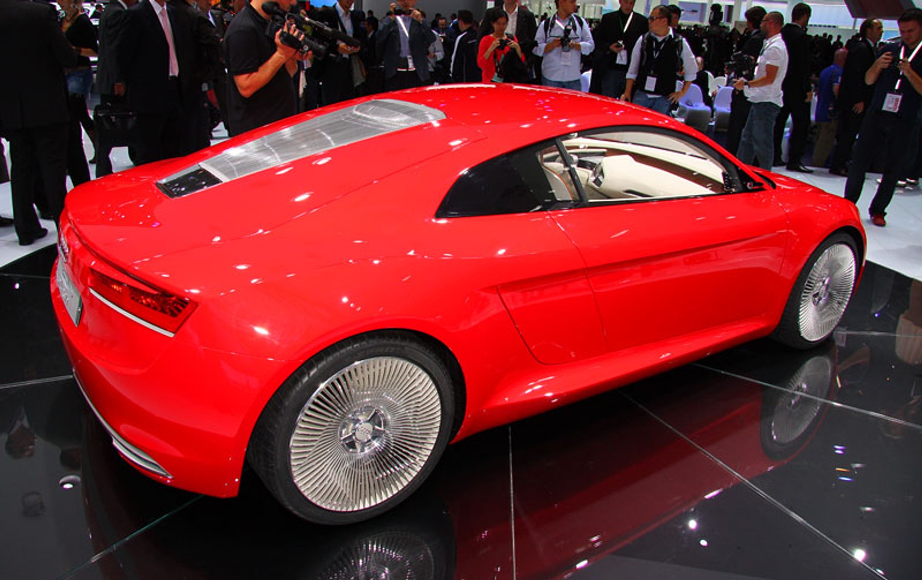 IAA Frankfurt 2009: sportowe premiery (fotogaleria II.)