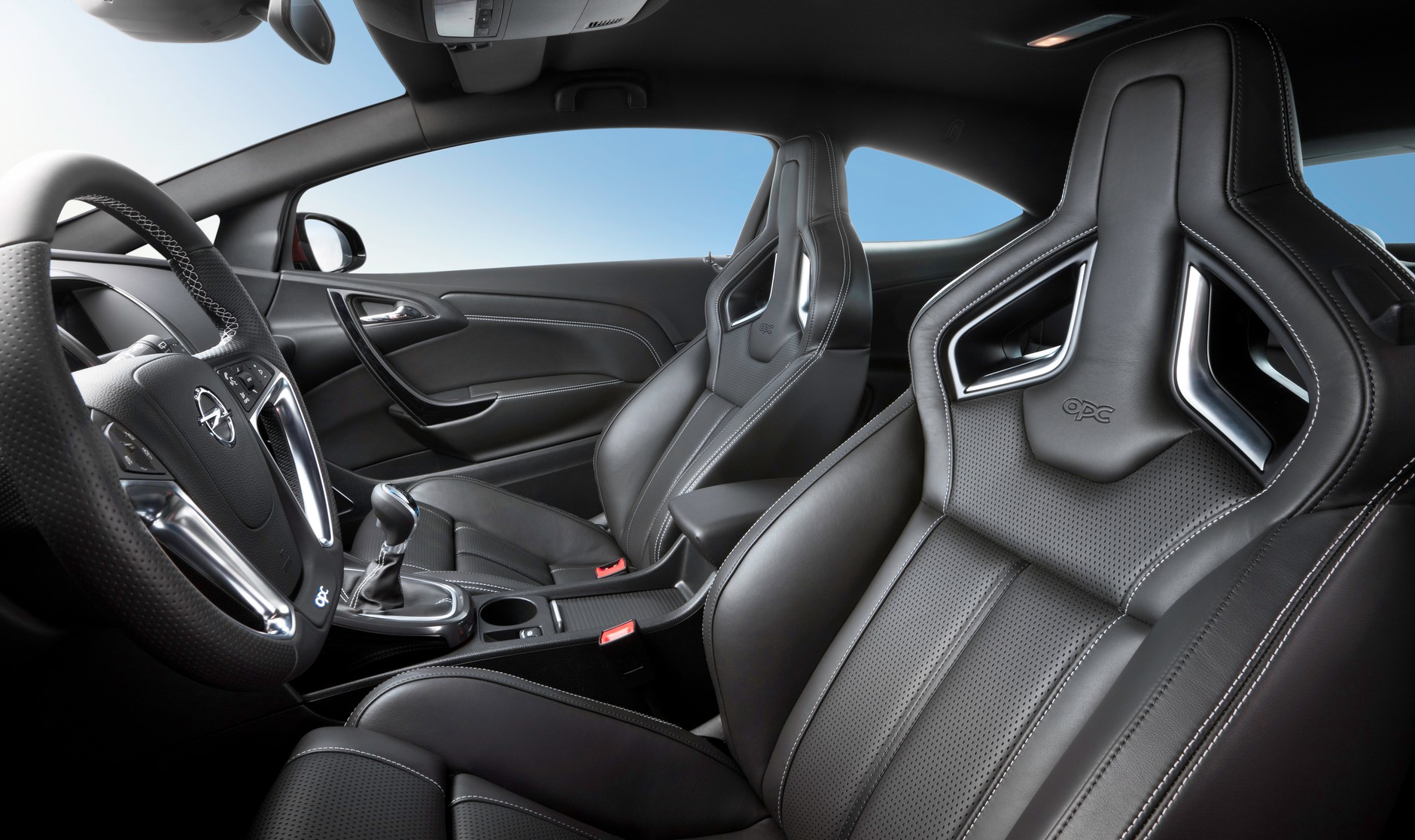 Nowa Astra OPC: prawdziwy hot hatch