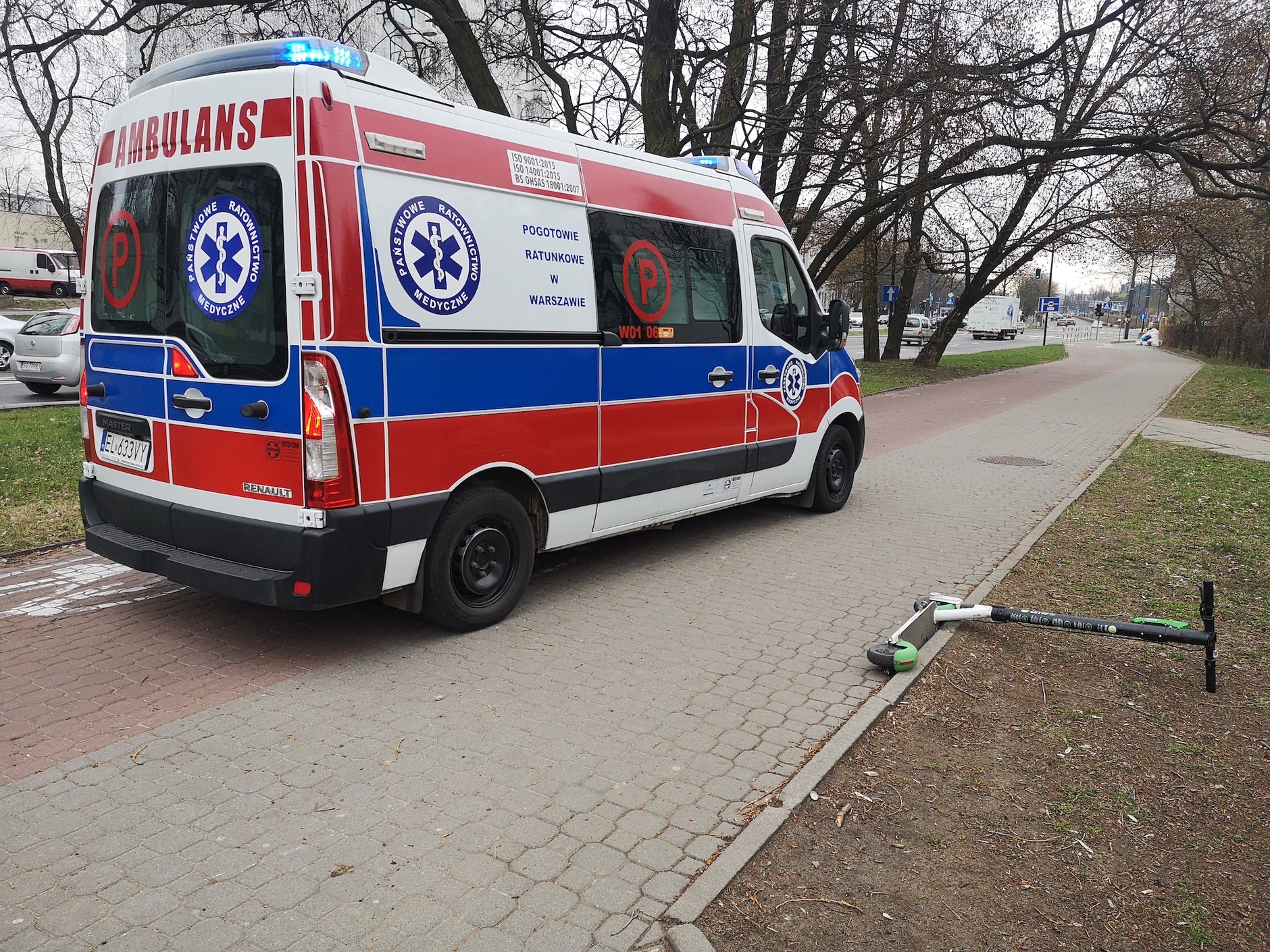 Poszkodowany może być pieszy, ofiary są jednak także wśród hulajnogistów