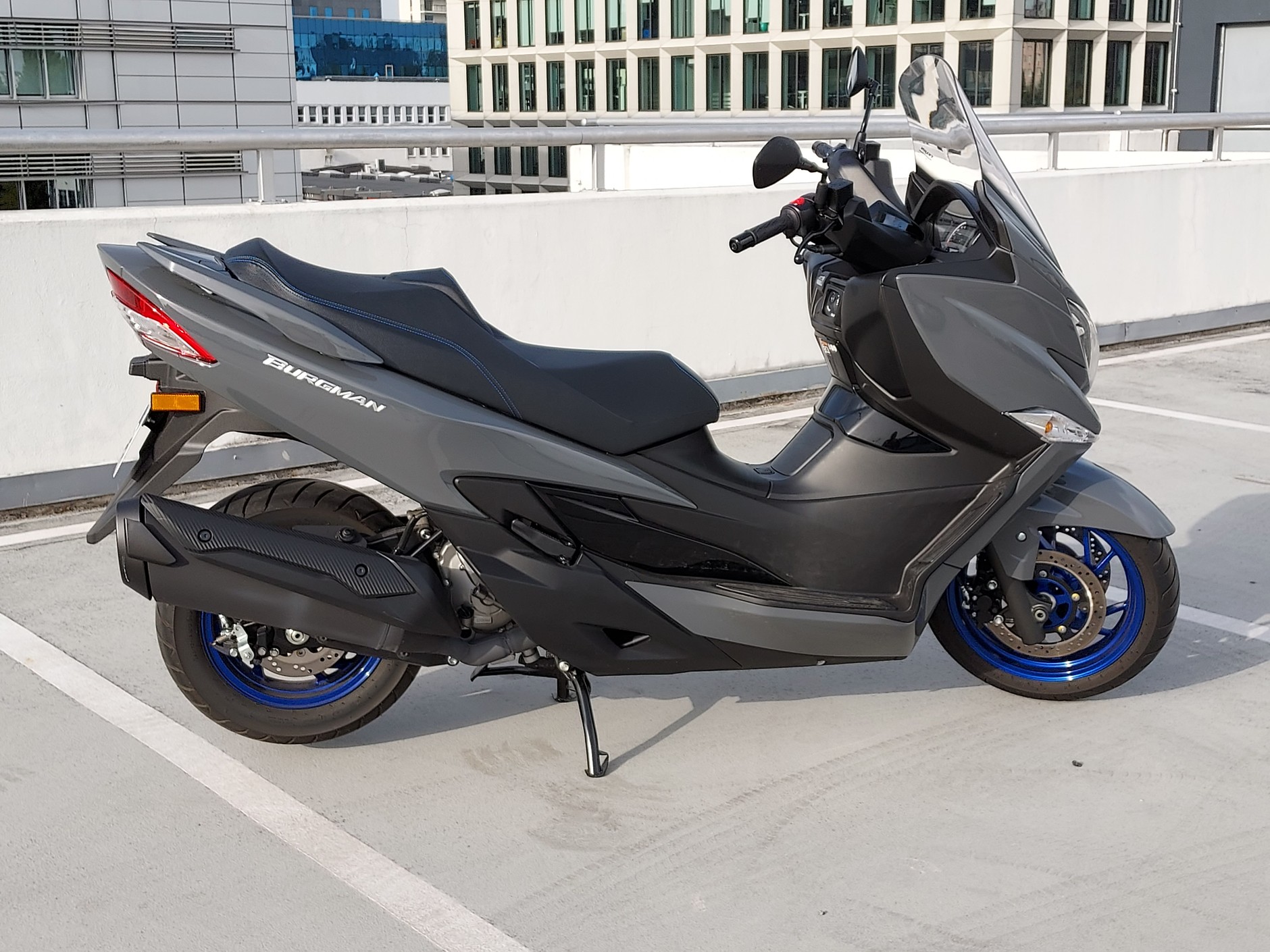 Suzuki Burgman 400 2022