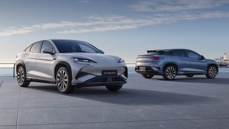 BYD Sealion 7