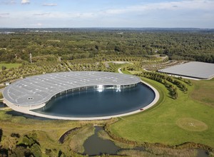 McLaren sprzedał swoją siedzibę za 170 mln funtów. Teraz będzie ją wynajmował