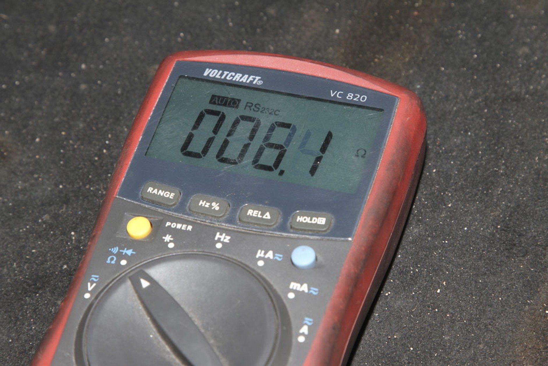 Jak naprawić ogrzewanie tylnej szyby?