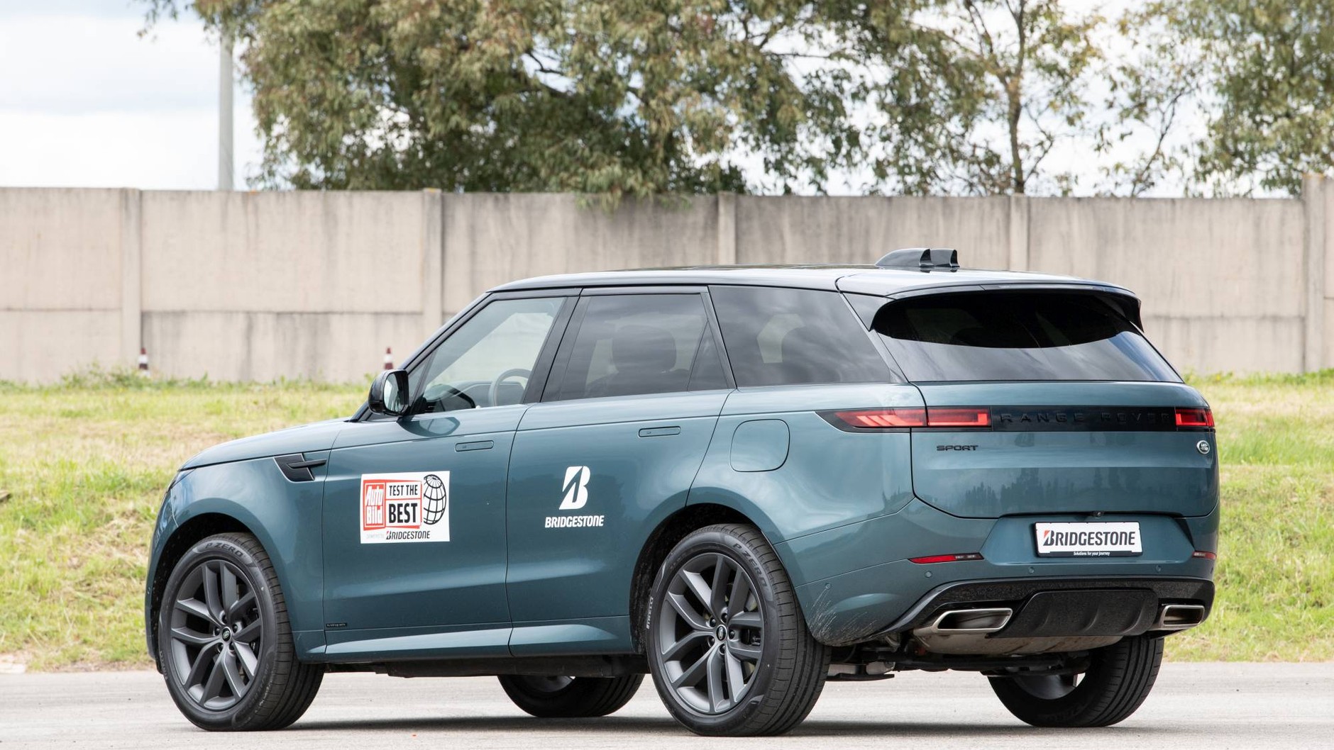 Test the Best – Range Rover Sport P510e