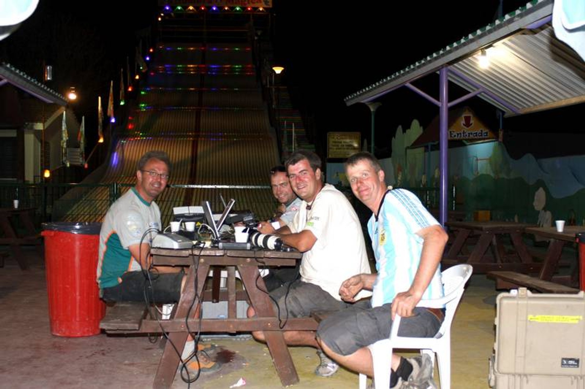 Rajd Dakar 2009: radość na mecie (fotogaleria 3.)