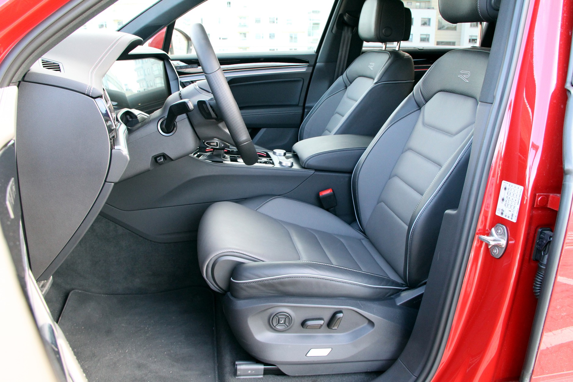 Volkswagen Touareg 3.0 TDI V6 R-Line