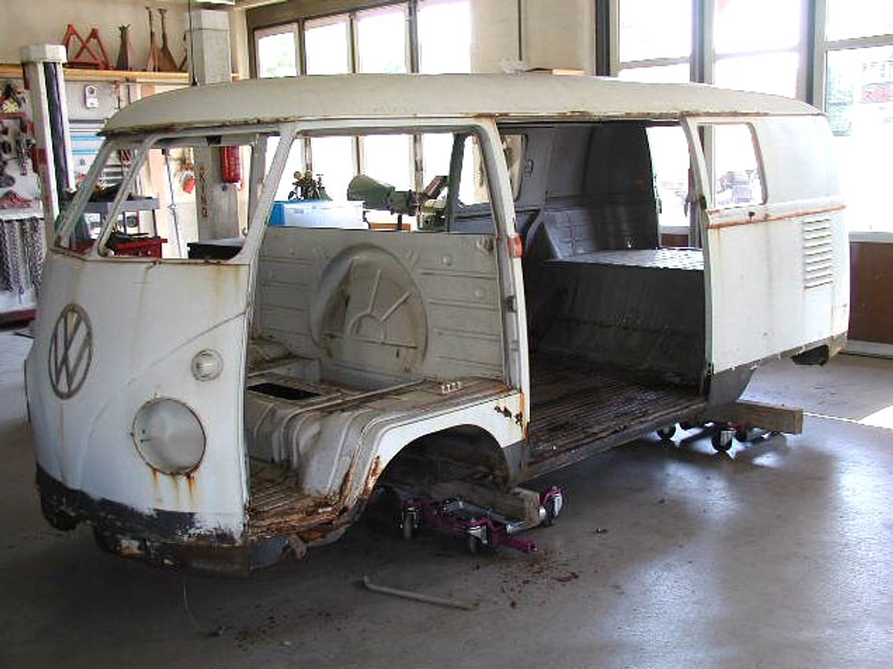 VW Bus T1 Race Taxi: bez limitu... (+ video)