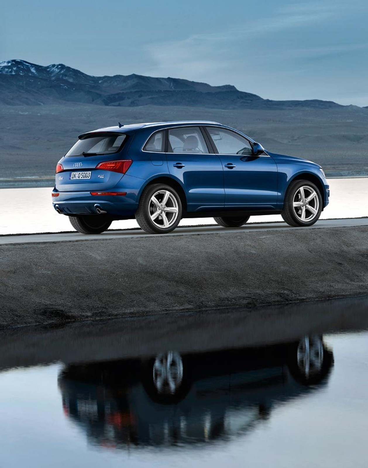 Audi Q5: pierwsze informacje, zdjęcia i wideo