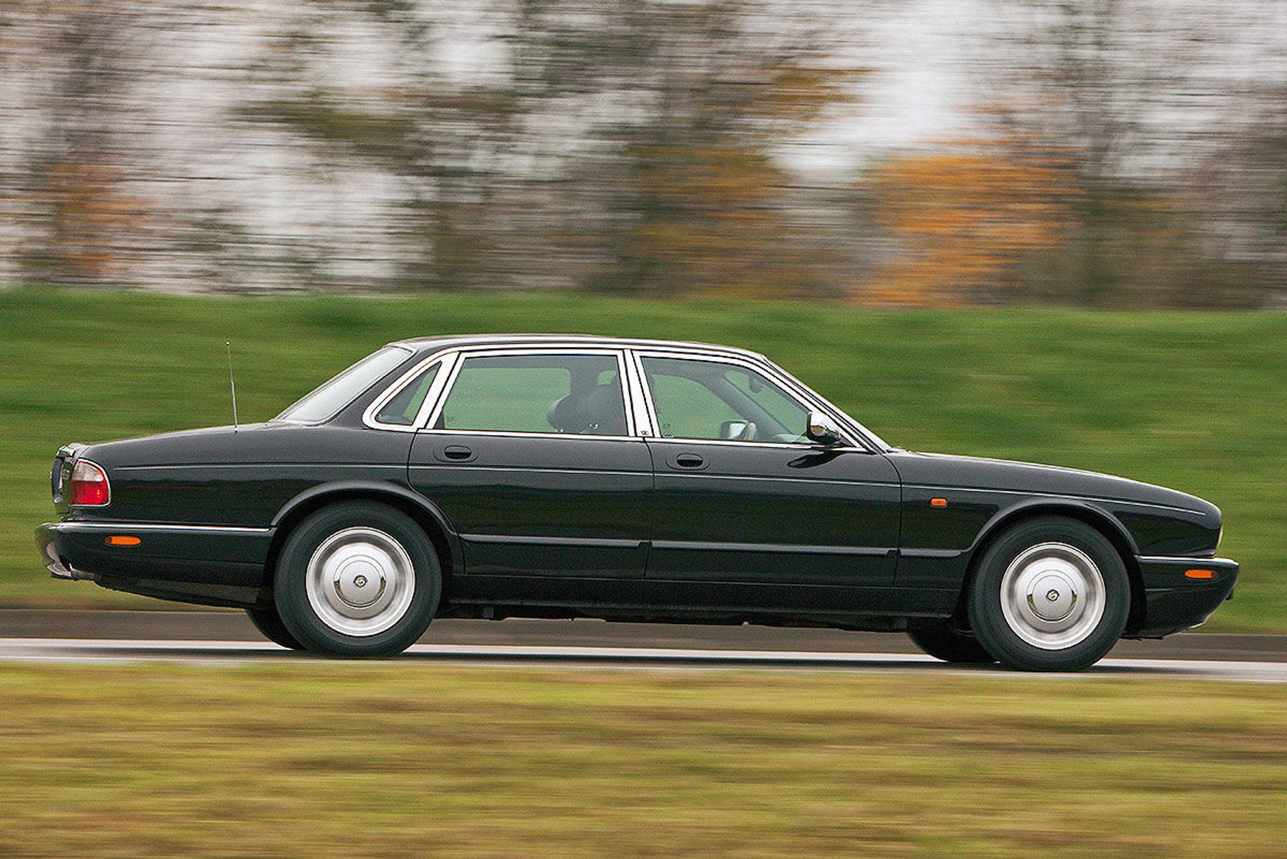 Jaguar XJ