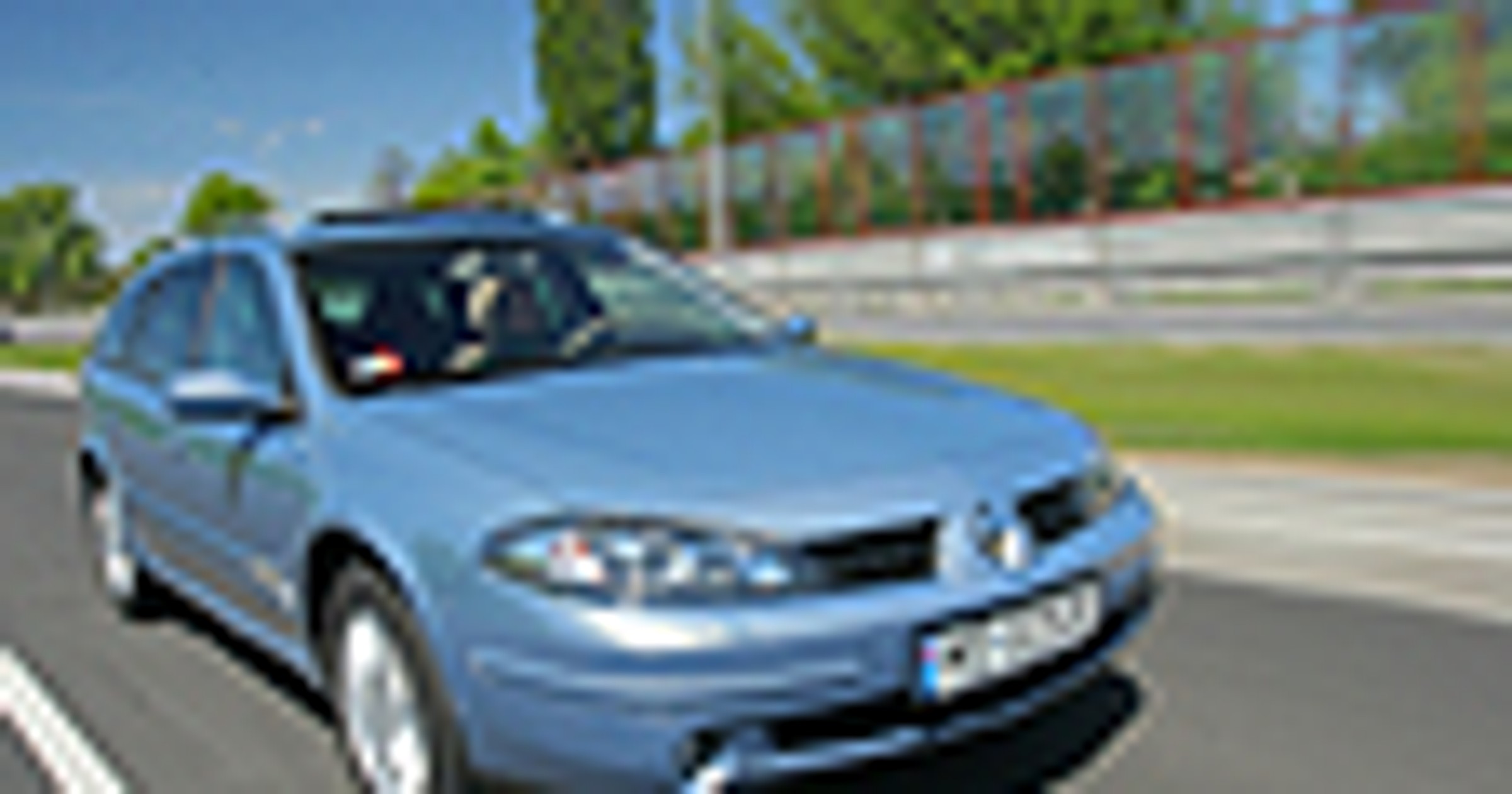 Renault Laguna - Oszczędny elegant