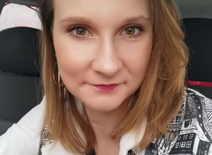 Co takiego w głowach mają pijani kierowcy i drogowi hejterzy? Jak sobie radzić z irytacją za kółkiem? Ekspert wyjaśnia