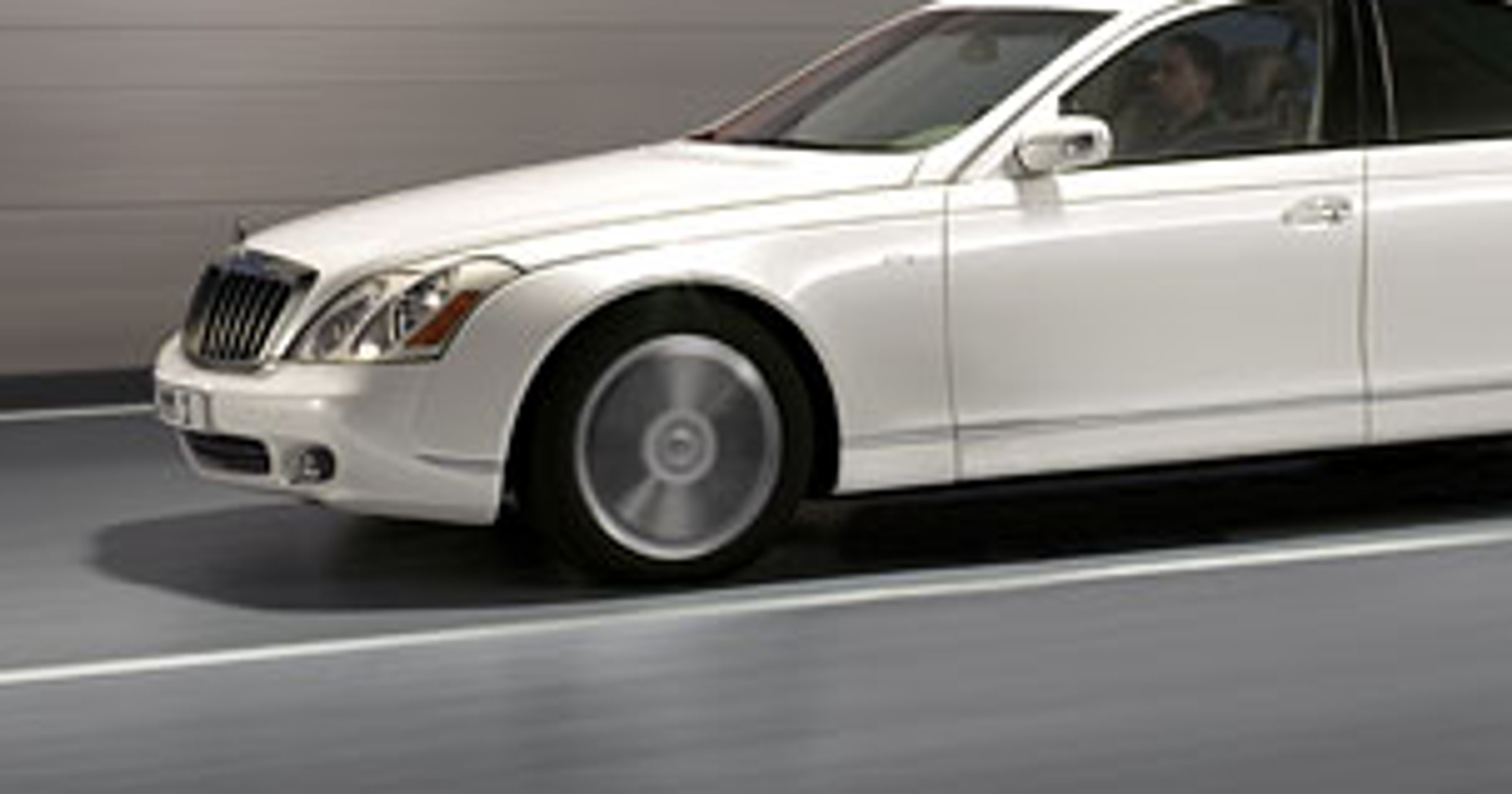 Maybach 57 S – królewna Śnieżka