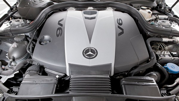 Czy Mercedes z dieslem to dobry wybór? Rozkręcamy na części pierwsze silnik 3.0 V6 CDI