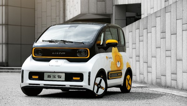 Baojun E300