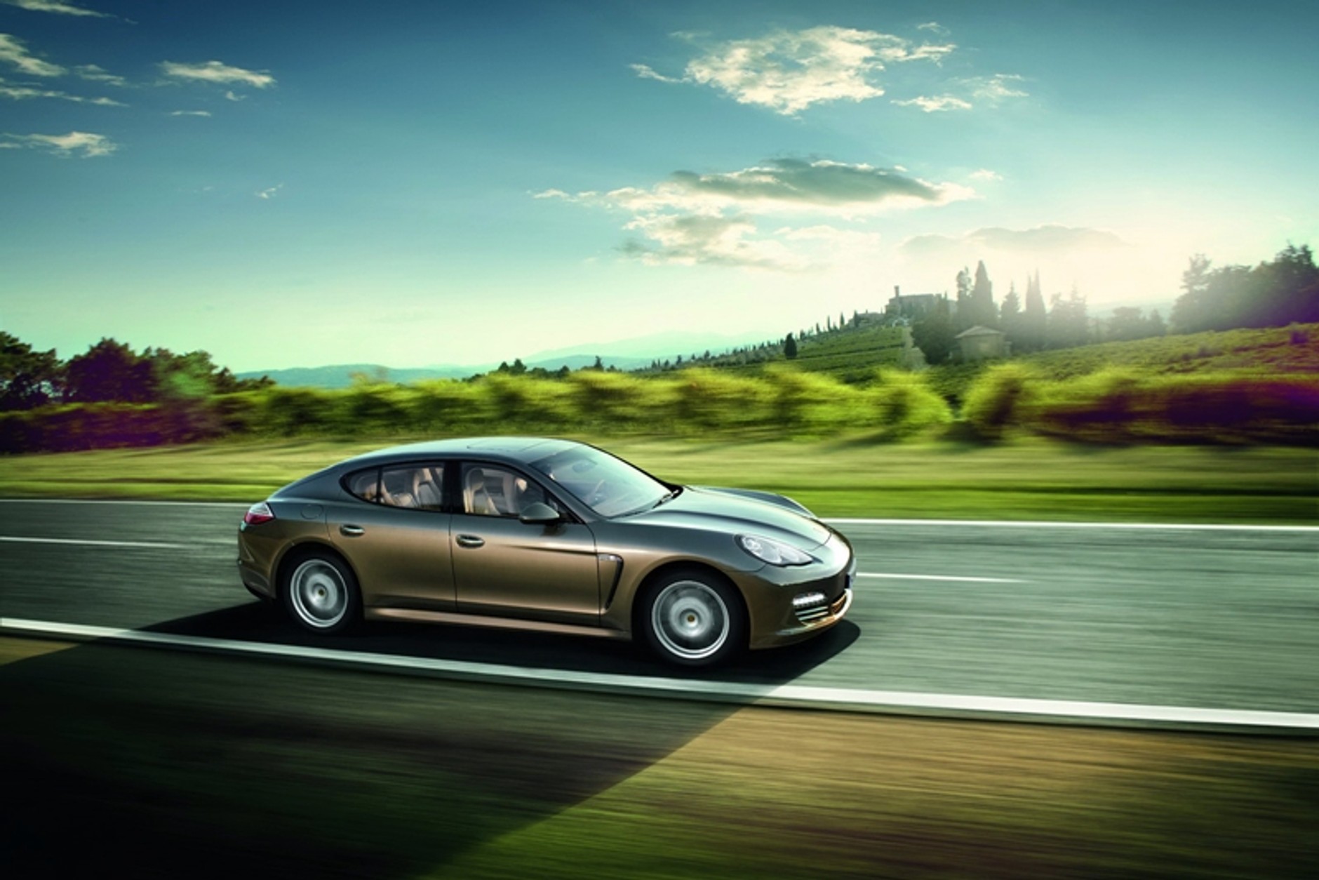 Porsche Panamera dla ubogich, powolnych i skąpych