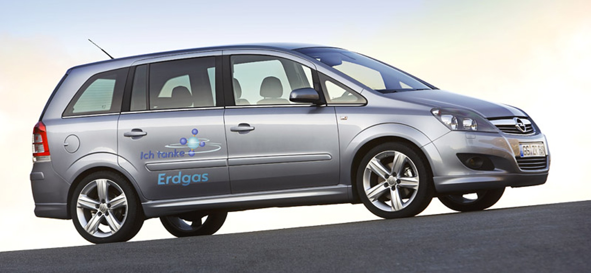 Opel: nowy silnik 1,6 Turbo CNG o mocy 150 KM w przyszłym roku