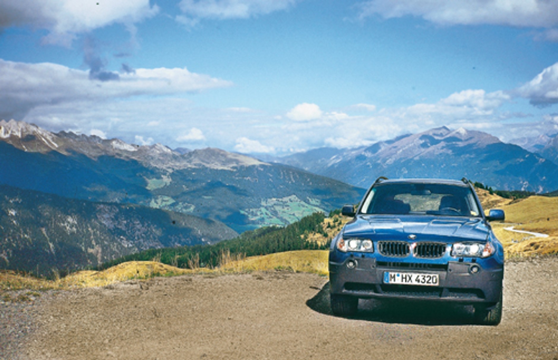 Test długodystansowy BMW X3 2.0d - Forma bez stabilizacji