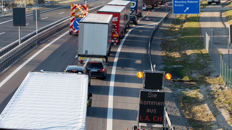 Niemiecka autostrada - zdjęcie ilustracyjne
