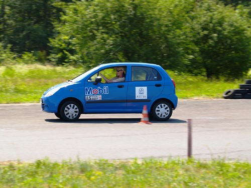 Meta w Bednarach, Lacetti w Warszawie