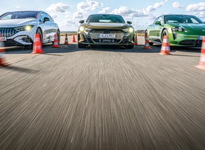 Kosmiczne osiągi i wstydliwe zasięgi, a to wszystko po 700 tys. zł od sztuki