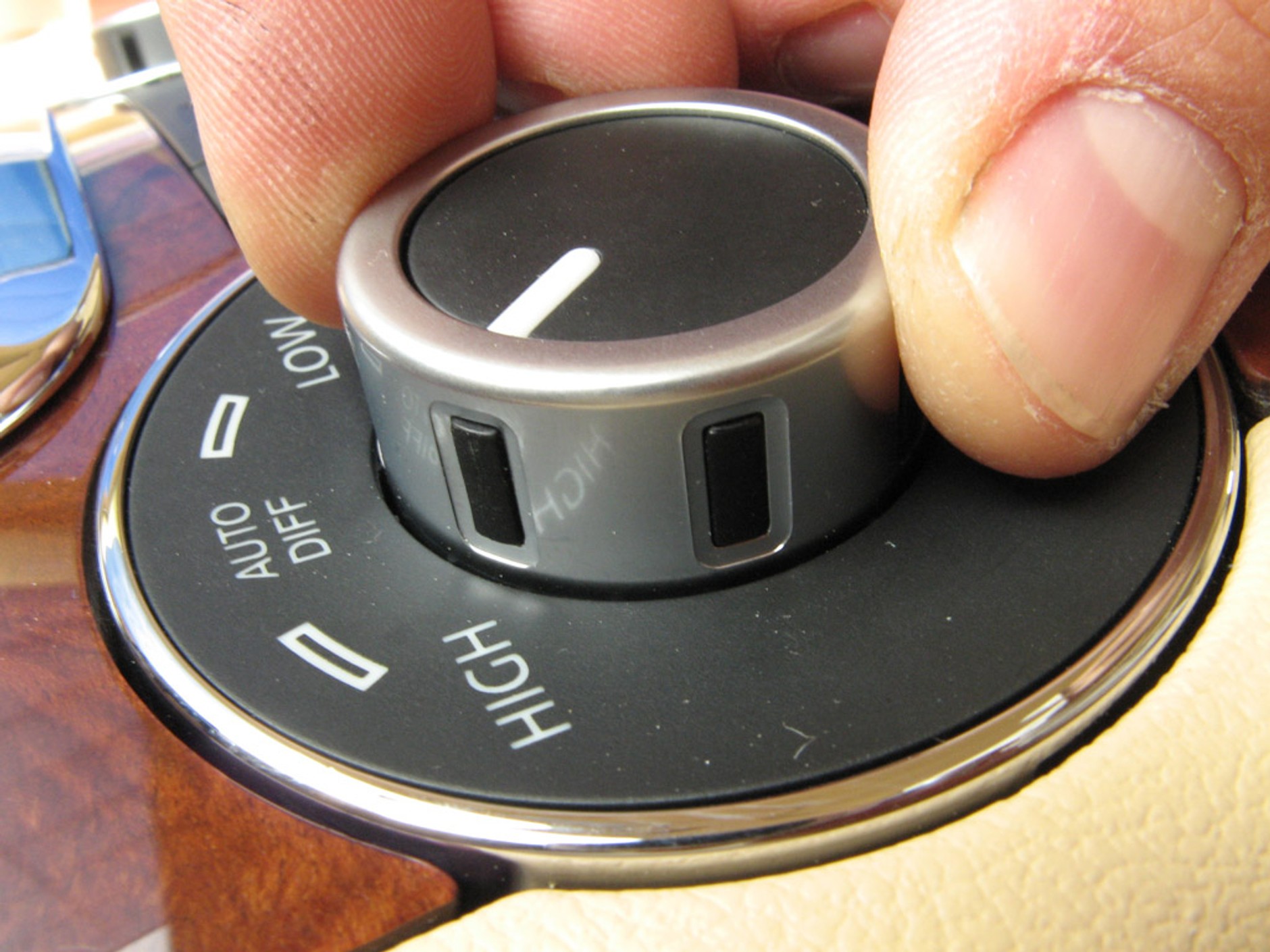 Volkswagen Touareg: czy poradził sobie na nowym terenie