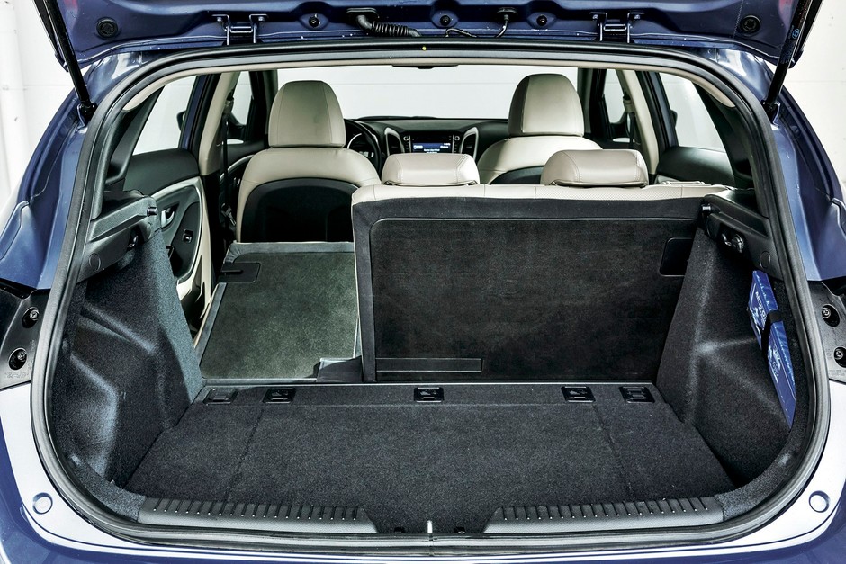 Nissan Pulsar kontra Hyundai i30, Renault Megane i Seat Leon