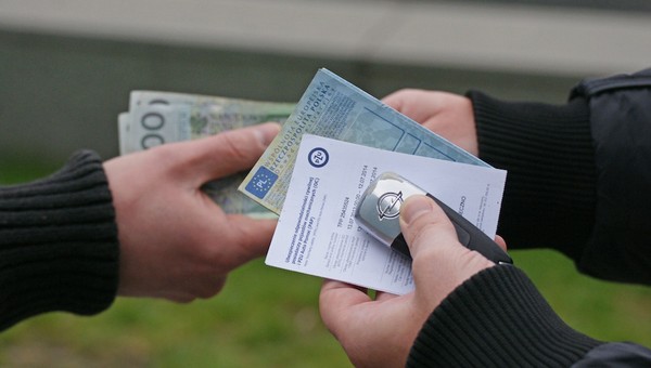 Kierowcy masowo dostają wezwania od UFG. Kary to nawet 9250 zł. Wystarczy jeden dzień spóźnienia