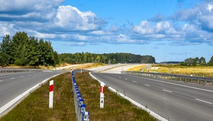 Dziś otworzą ostatni fragment Via Baltica. Trasa jest "w lesie" ale nie z powodu Polski