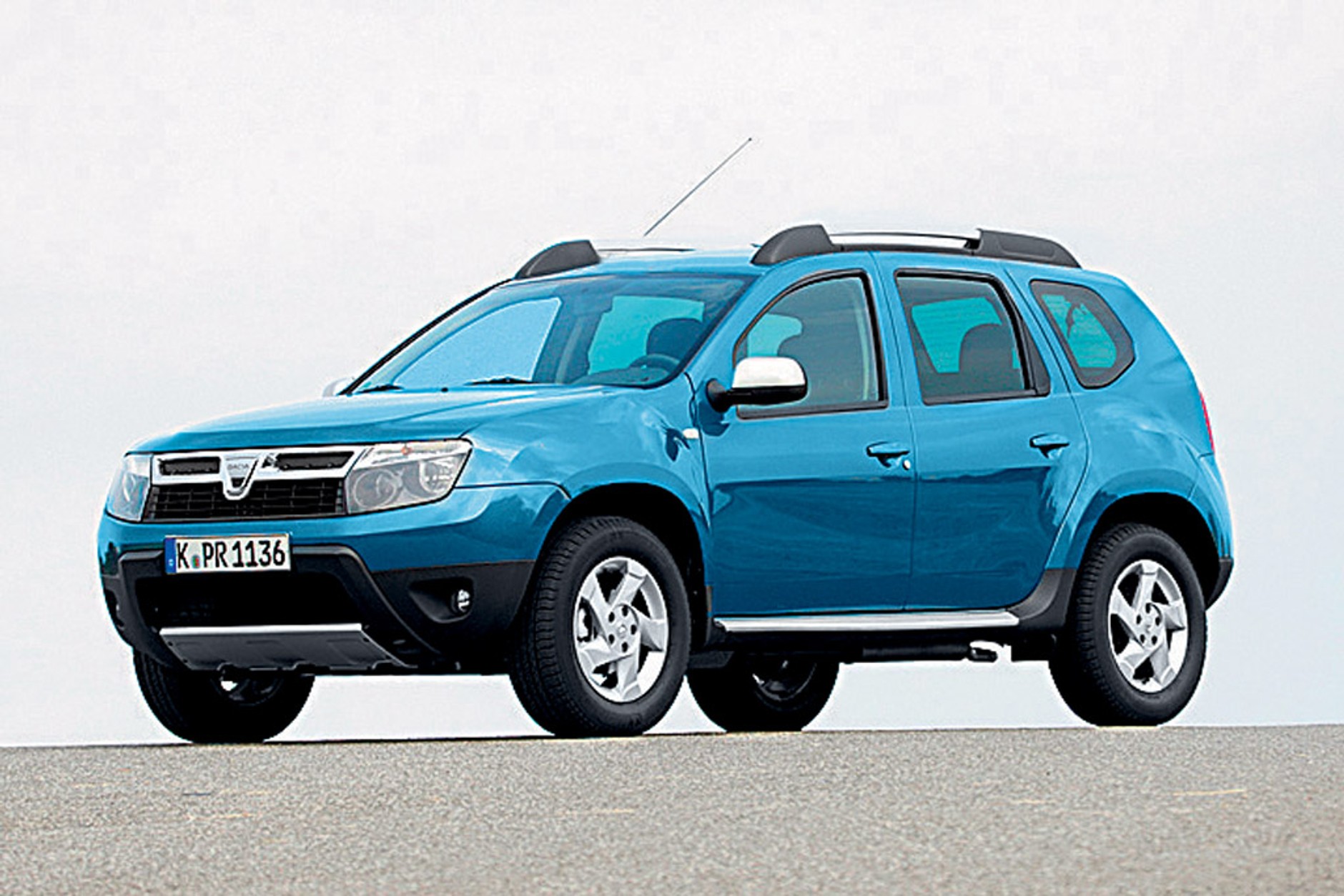 Dacia Duster kontra Łada Niva, Suzuki Jimny i Suzuki SX4: porównujemy najtańsze 4x4 na rynku