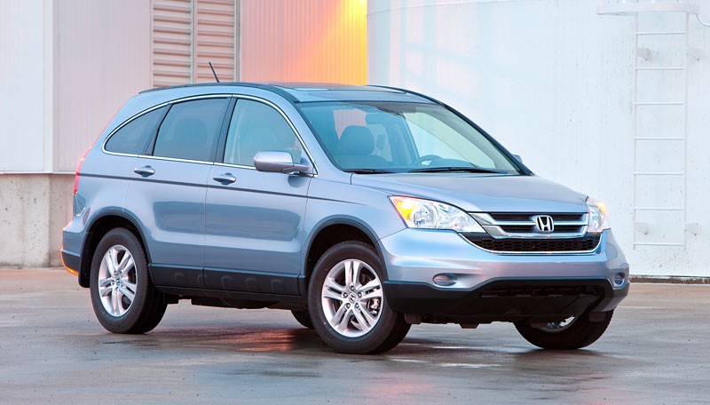 Honda CR-V: Modernizace vzhledu a nový motor 2.2 i-DTEC se samočinnou převodovkou