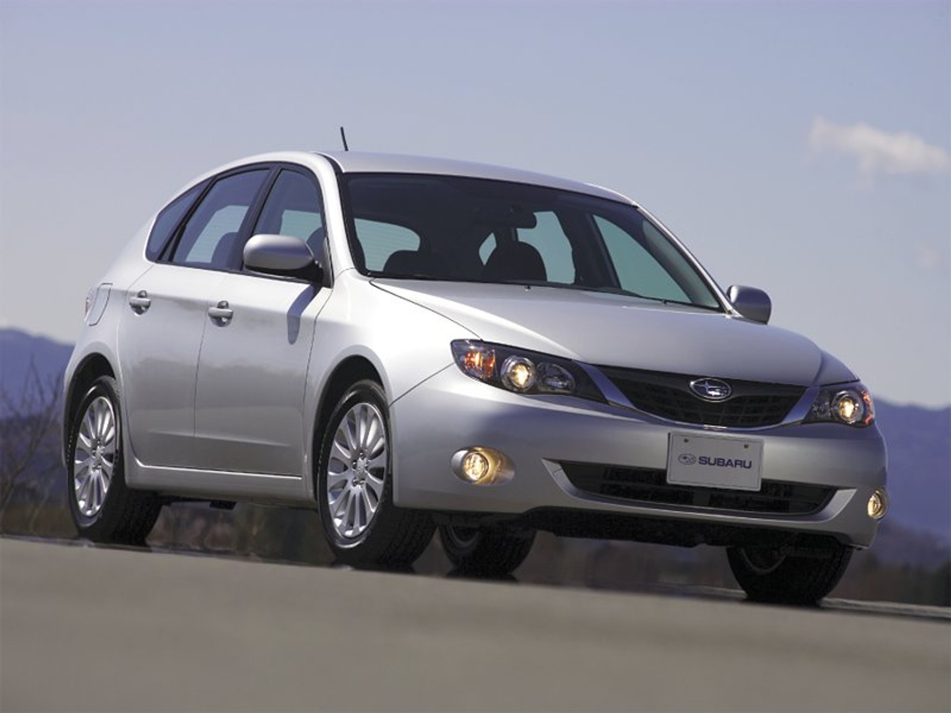 Nowe Subaru Impreza sedan i hatchback