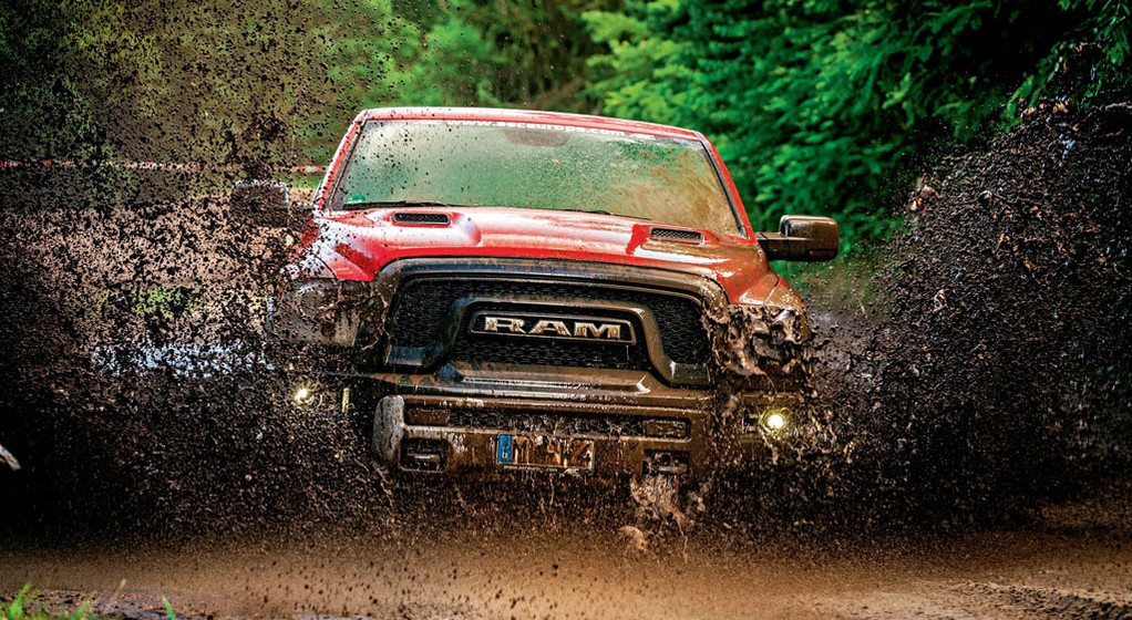 RAM 1500 Rebel 5.7 V8 - pikap z amerykańskiego snu