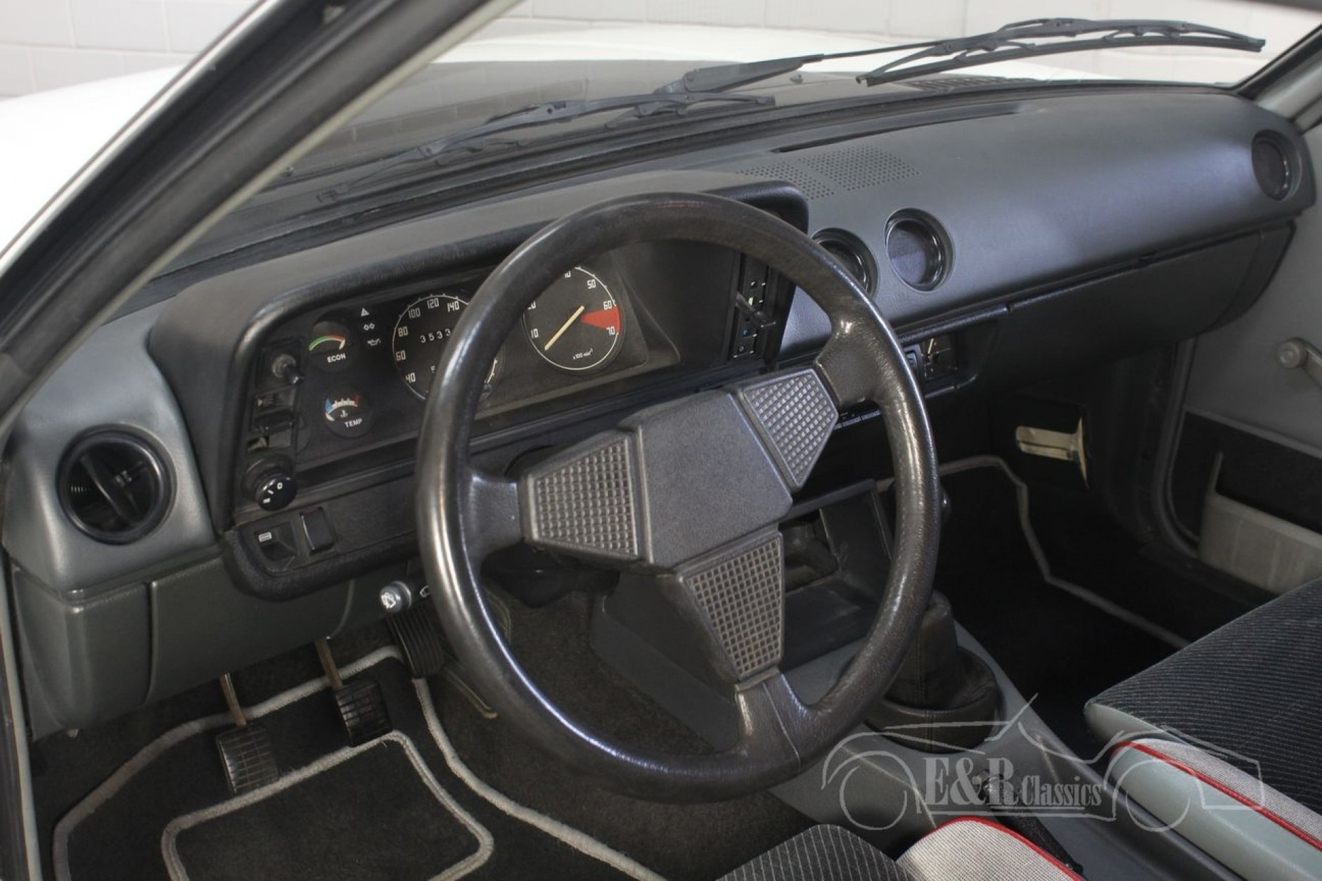 Opel Manta GSi – wymarzona wersja w stanie, jak nowa