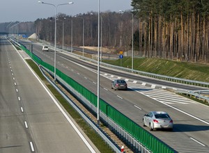 Autostrada A2 będzie miała trzy pasy. Jest termin