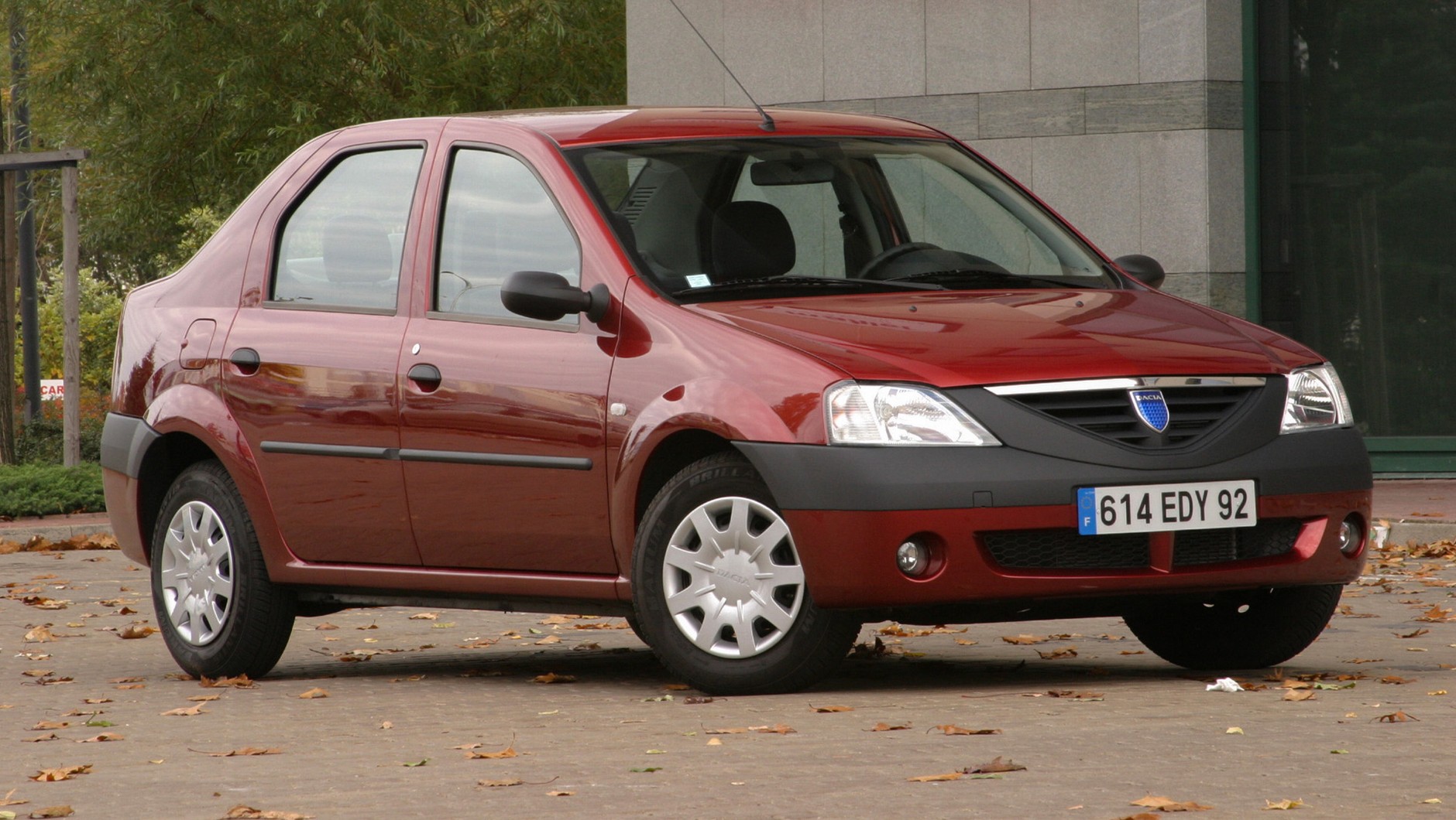 Dacia Logan (I)