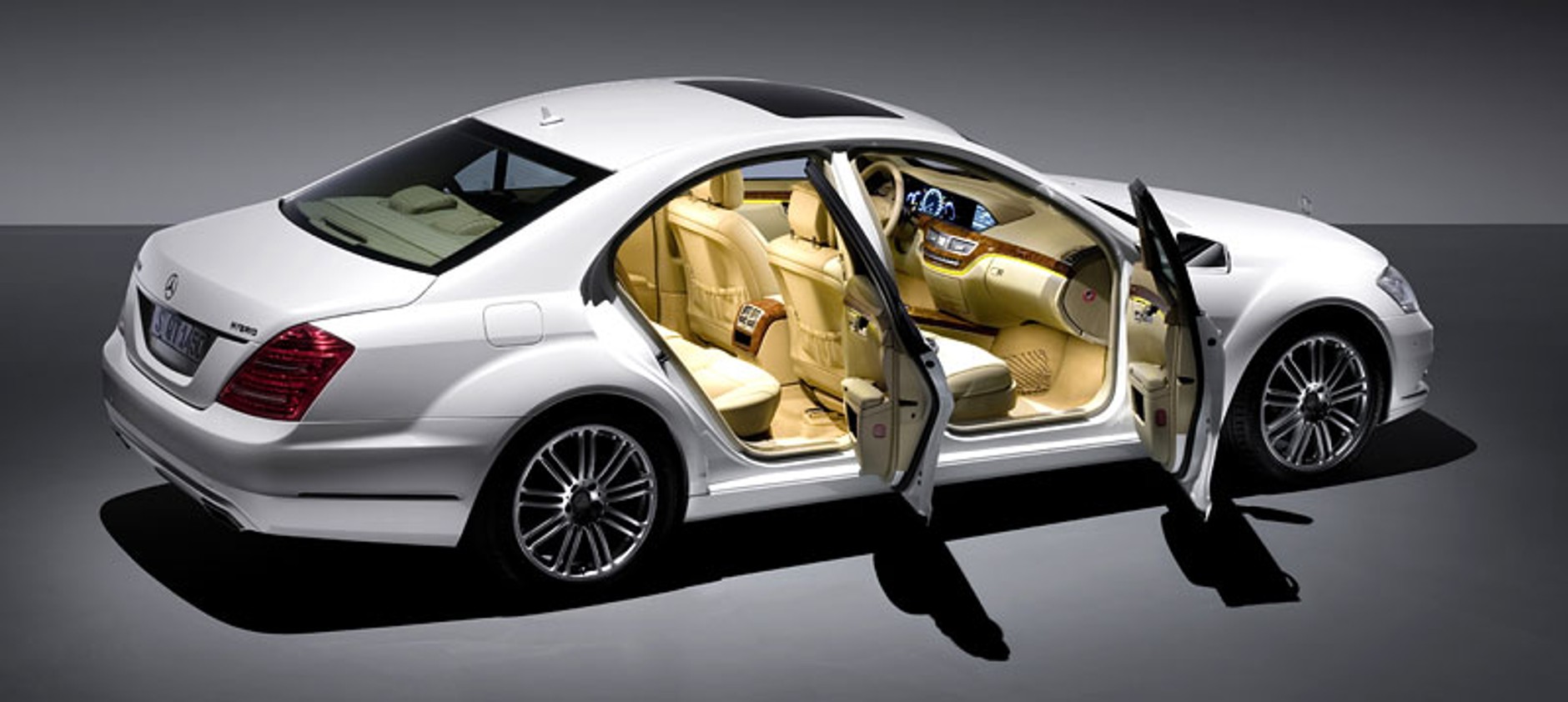 Mercedes-Benz S-Klasa: modernizacja i seryjna hybryda (fotogaleria)