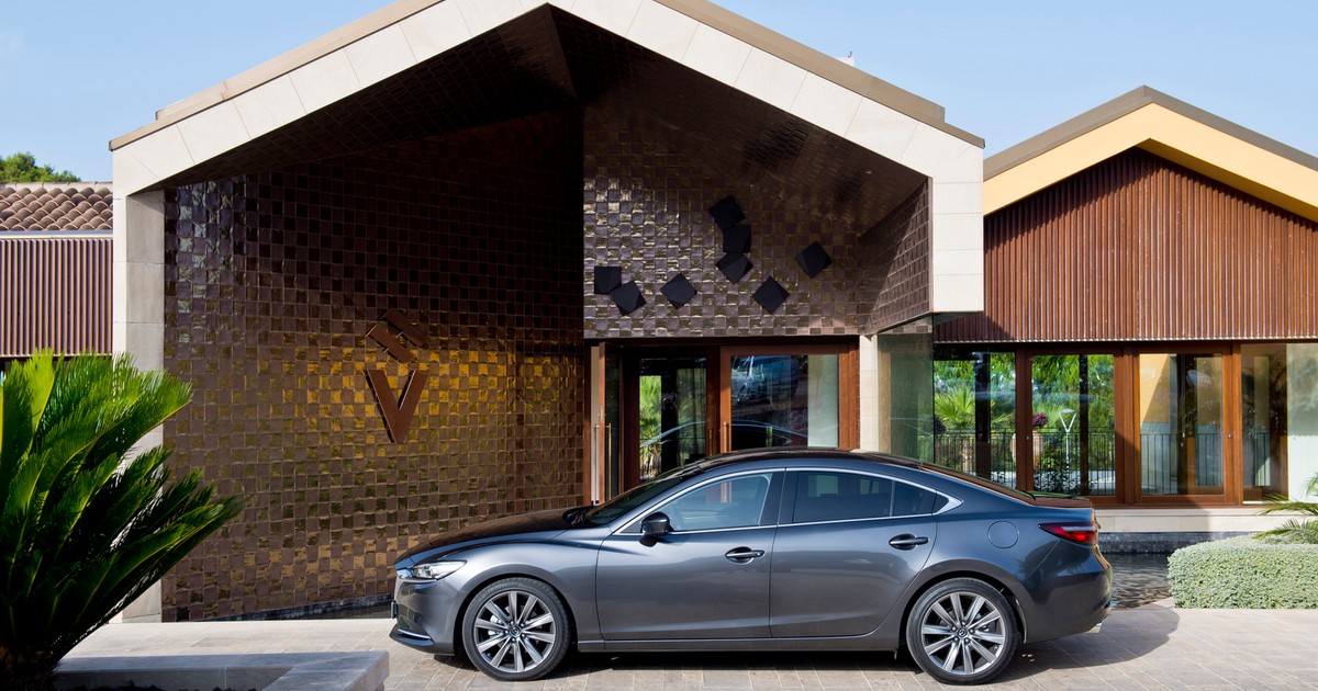 Mazda 6