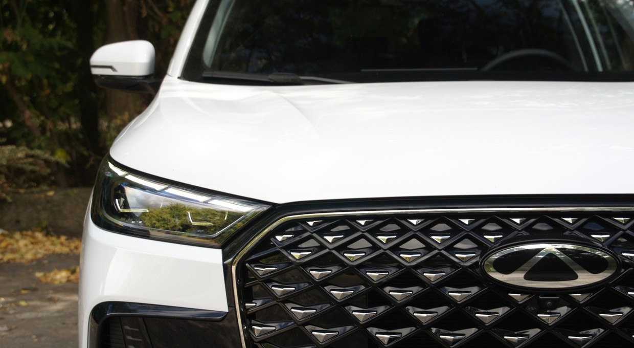 Wyjątkowy samochód z Chin trafił do klienta z Polski. Chery zapowiada następne nowości