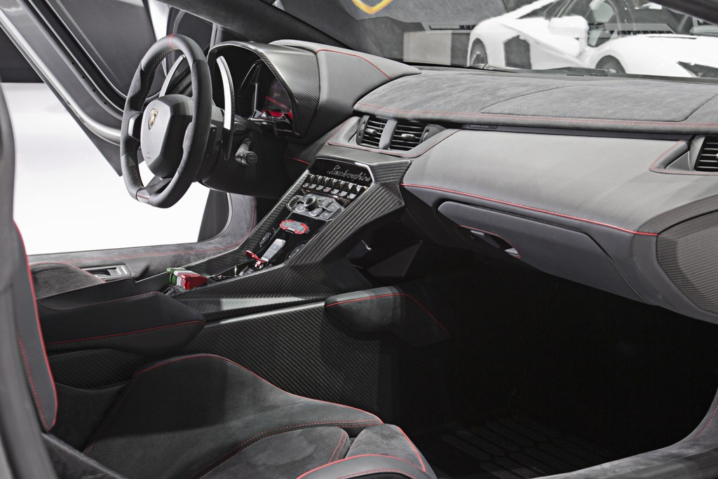 Lamborghini Veneno: ku chwale mordercy