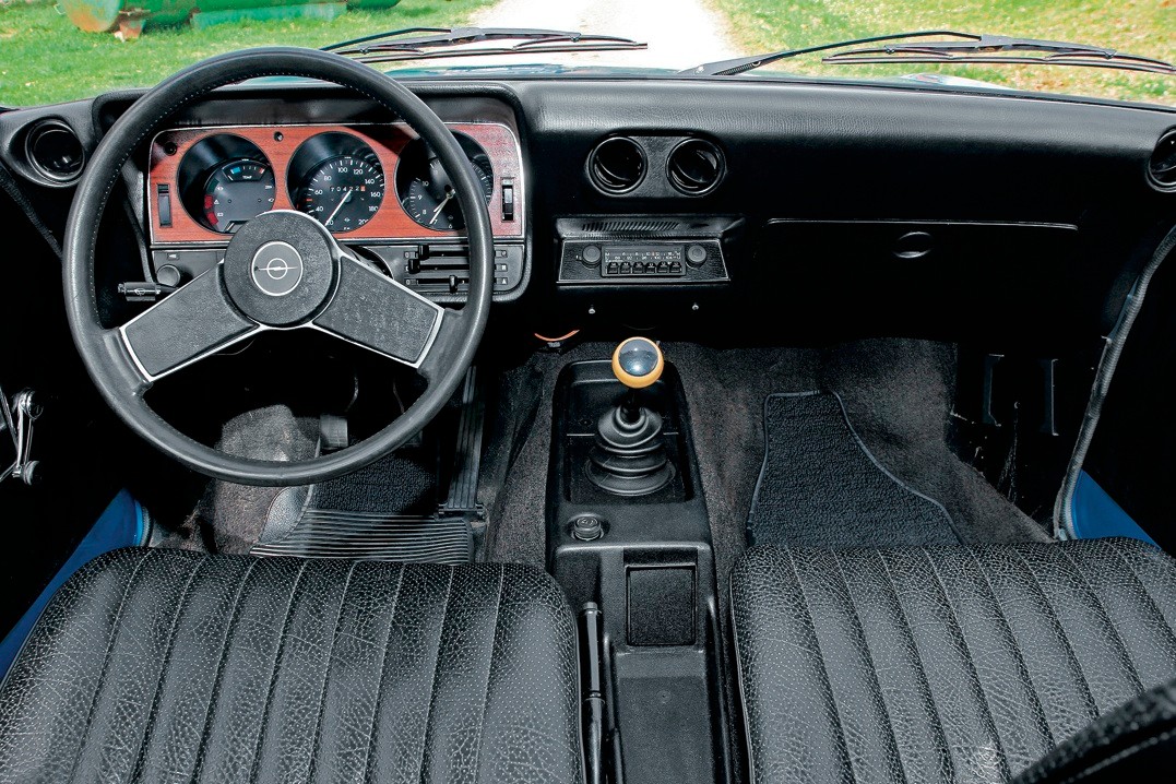 Opel Ascona Voyage