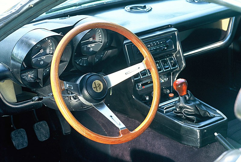 Historia marki Alfa Romeo w fotografii (1950-2000)