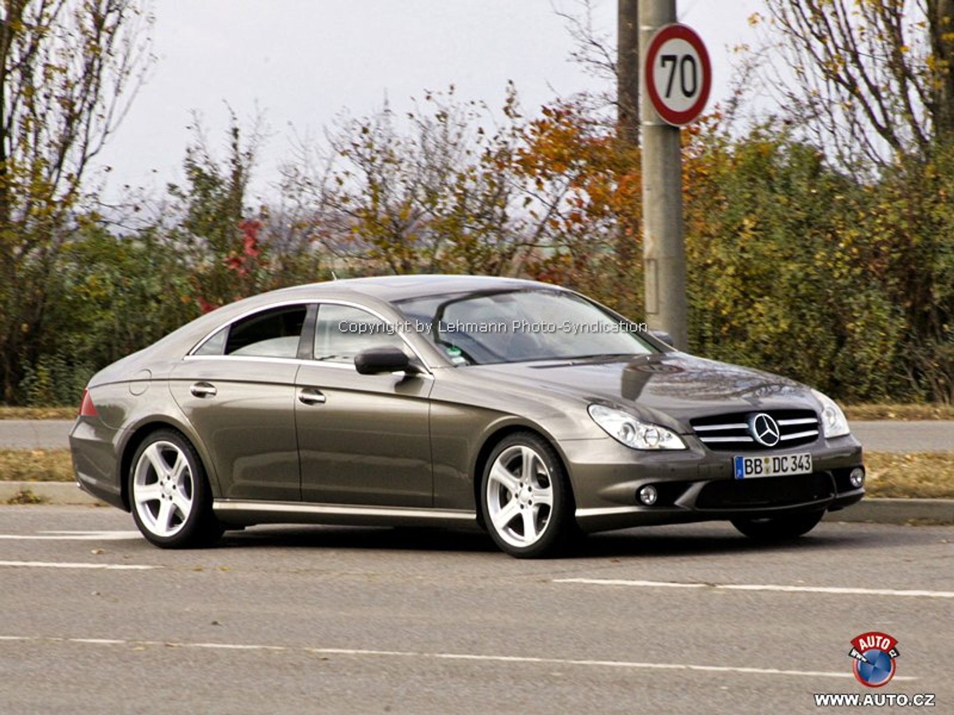 Zdjęcia szpiegowskie: Mercedes-Benz CLS – facelifting tym razem bez maskowania